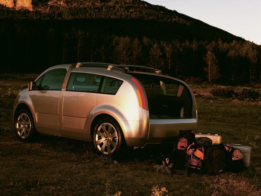  Citroen C-Crosser Concept 2001 года  (фото 14 из 28)